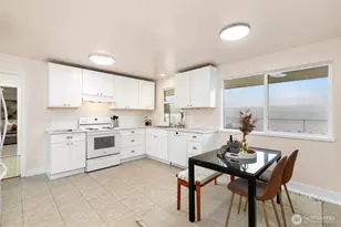 1301 Edmonds Ave NE, Renton, WA 98056 - Photo 9