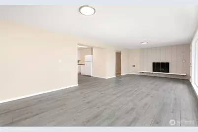 1301 Edmonds Avenue NE, Renton, WA 98056 - Photo 27