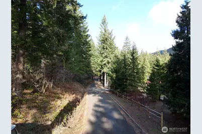 1951 Bear Creek Road, Carson, WA 98610 - Photo 13