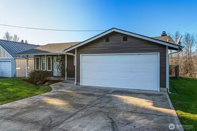 771 NE McBride Court, Castle Rock, WA 98611 - Photo 3