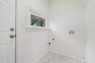 115 S 65th St, Tacoma, WA 98048 - Photo 11