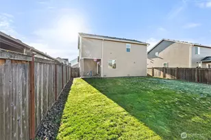 603 Bondgard Ave E, Enumclaw, WA 98022 - Photo 21