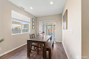 603 Bondgard Ave E, Enumclaw, WA 98022 - Photo 9