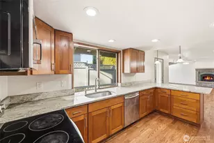 15931 22nd Ave SW, Burien, WA 98166 - Photo 9