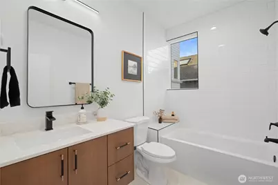 7526 6th Avenue NW, Seattle, WA 98117 - Photo 17