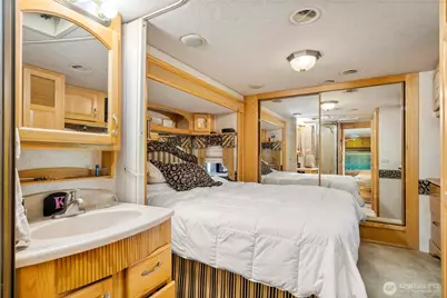 18201 Renton Maple Valley Road SE, Maple Valley, WA 98038 - Photo 37