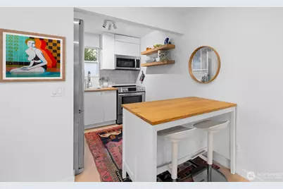 1519 5th Avenue W #2, Seattle, WA 98119 - Photo 9