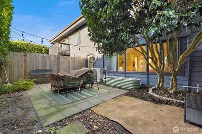 1519 5th Avenue W #2, Seattle, WA 98119 - Photo 25