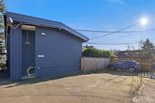 1519 5th Ave W, Seattle, WA 98119 - Photo 27