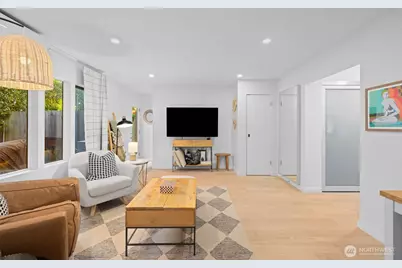 1519 5th Avenue W #2, Seattle, WA 98119 - Photo 7