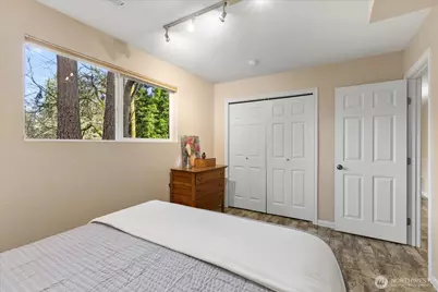 21318 Pioneer Way, Edmonds, WA 98026 - Photo 27