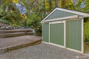 21318 Pioneer Way, Edmonds, WA 98026 - Photo 31