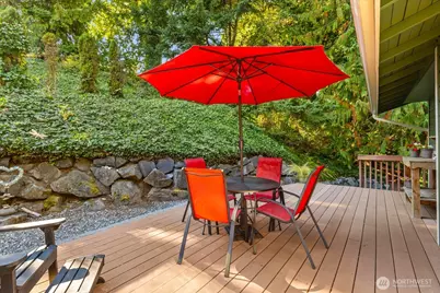 21318 Pioneer Way, Edmonds, WA 98026 - Photo 13