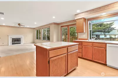 4007 119th Place SE, Everett, WA 98208 - Photo 9