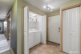 11527 Hwy 99, Everett, WA 98204 - Photo 21