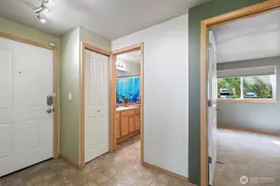 11527 Hwy 99, Everett, WA 98204 - Photo 17