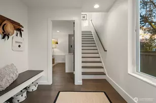 814 14th Ave, Seattle, WA 98122 - Photo 5