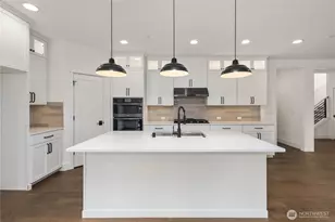 721 211th Pl SE, Bothell, WA 98021 - Photo 9