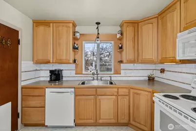 342 Beech Street, Longview, WA 98632 - Photo 5