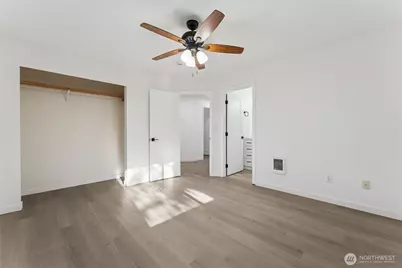 22429 Clearview Court SE, Yelm, WA 98597 - Photo 19