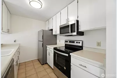 4404 146th Place NE #N16, Bellevue, WA 98007 - Photo 9