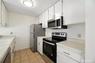 4404 146th Pl NE, Bellevue, WA 98007 - Photo 9