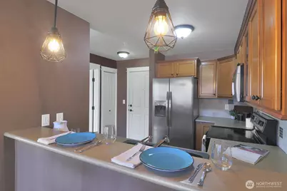 690 32nd Street #B211, Bellingham, WA 98225 - Photo 5