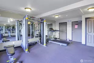 690 32nd St, Bellingham, WA 98225 - Photo 17