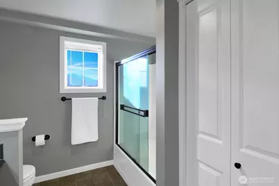 690 32nd Street #B211, Bellingham, WA 98225 - Photo 7