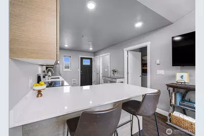 1882 Front Street #404, Lynden, WA 98264 - Photo 13