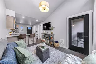 1882 Front St, Lynden, WA 98264 - Photo 11