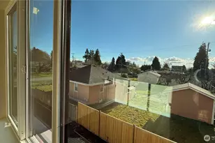 9025 38th Ave. S, Seattle, WA 98118 - Photo 27