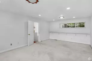 1734 Ilwaco Ave NE, Renton, WA 98059 - Photo 33