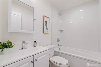 11231 Greenwood Avenue N #B, Seattle, WA 98133 - Photo 17