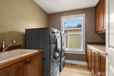 1500 S 5th Place, Renton, WA 98057 - Photo 25