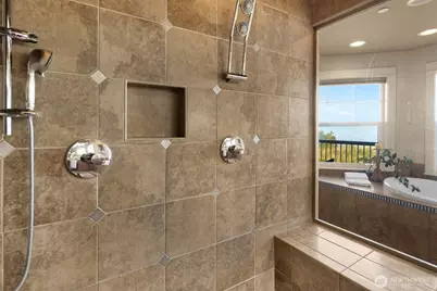 1500 S 5th Place, Renton, WA 98057 - Photo 33