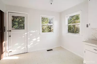 7542 9th Avenue NW, Seattle, WA 98117 - Photo 9