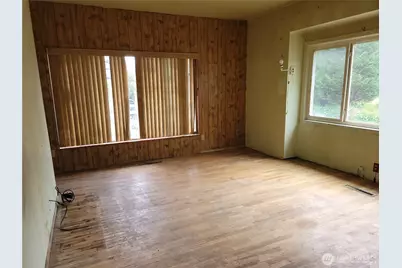 13715 45th Avenue S, Tukwila, WA 98168 - Photo 7