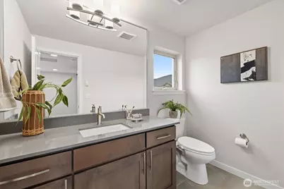 964 7th Avenue NE #2.4, Issaquah, WA 98029 - Photo 23