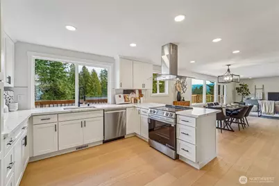 2654 171st Avenue SE, Bellevue, WA 98008 - Photo 9