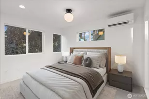 10746 Interlake Ave N, Seattle, WA 98133 - Photo 13