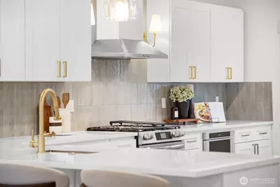 3037 21st Avenue W, Seattle, WA 98199 - Photo 15