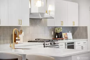 3037 21st Ave W, Seattle, WA 98199 - Photo 15