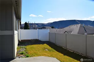 1363 Boulder Loop, East Wenatchee, WA 98802 - Photo 17
