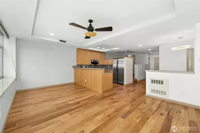 2319 1st Avenue #503, Seattle, WA 98121 - Photo 7