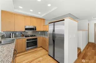 2319 1st Ave, Seattle, WA 98121 - Photo 11