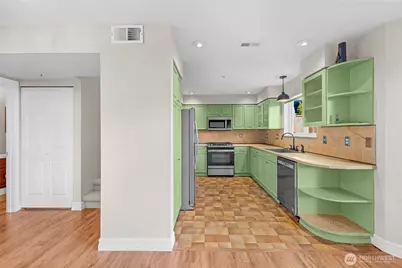 217 112th Street SW #B102, Everett, WA 98204 - Photo 9