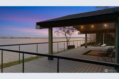 2102 Elgin Road NE, Moses Lake, WA 98837 - Photo 3