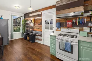 2011 E James St, Seattle, WA 98122 - Photo 11