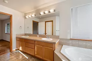 18719 12th Dr SE, Bothell, WA 98012 - Photo 27